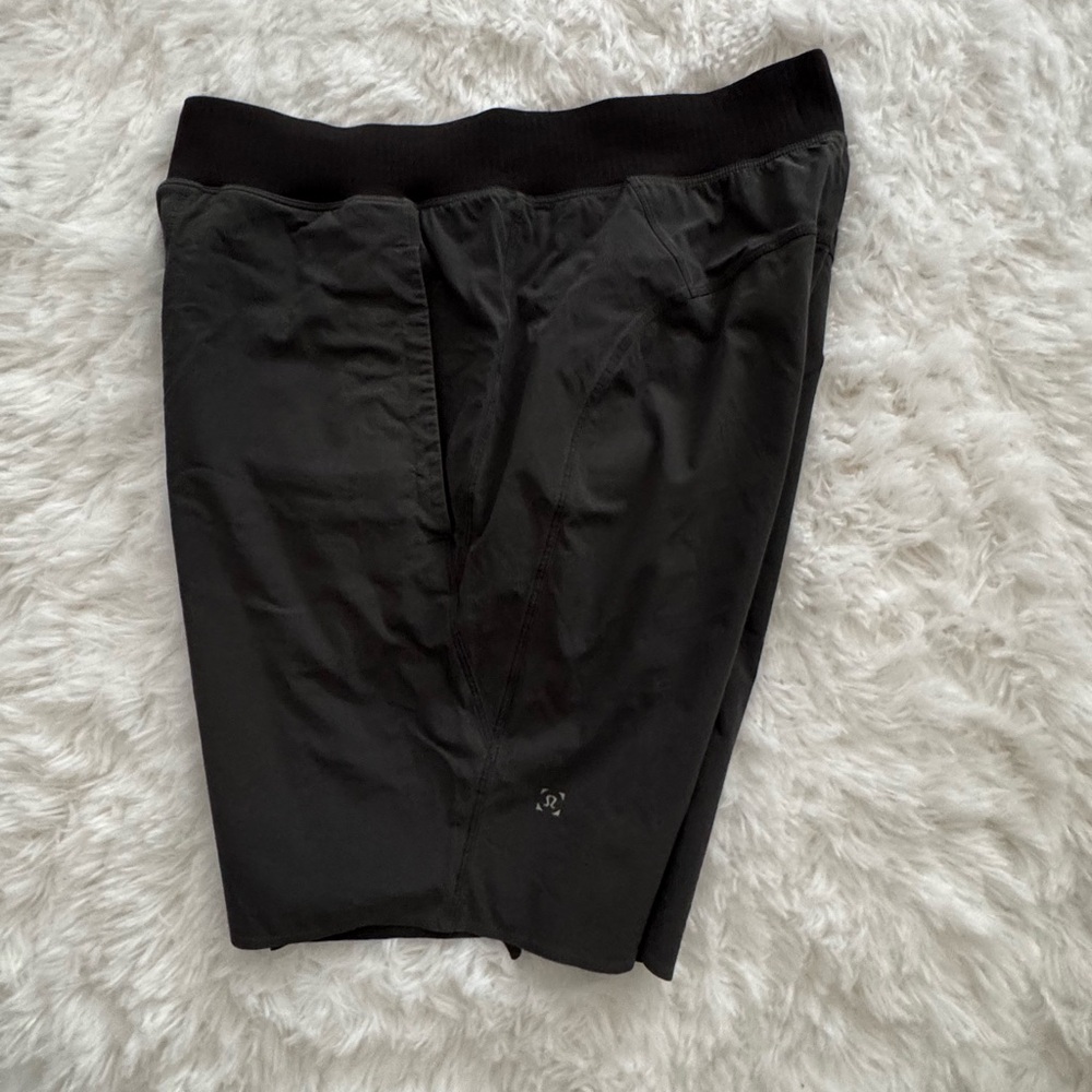Lululemon Men's Black Athletic Shorts